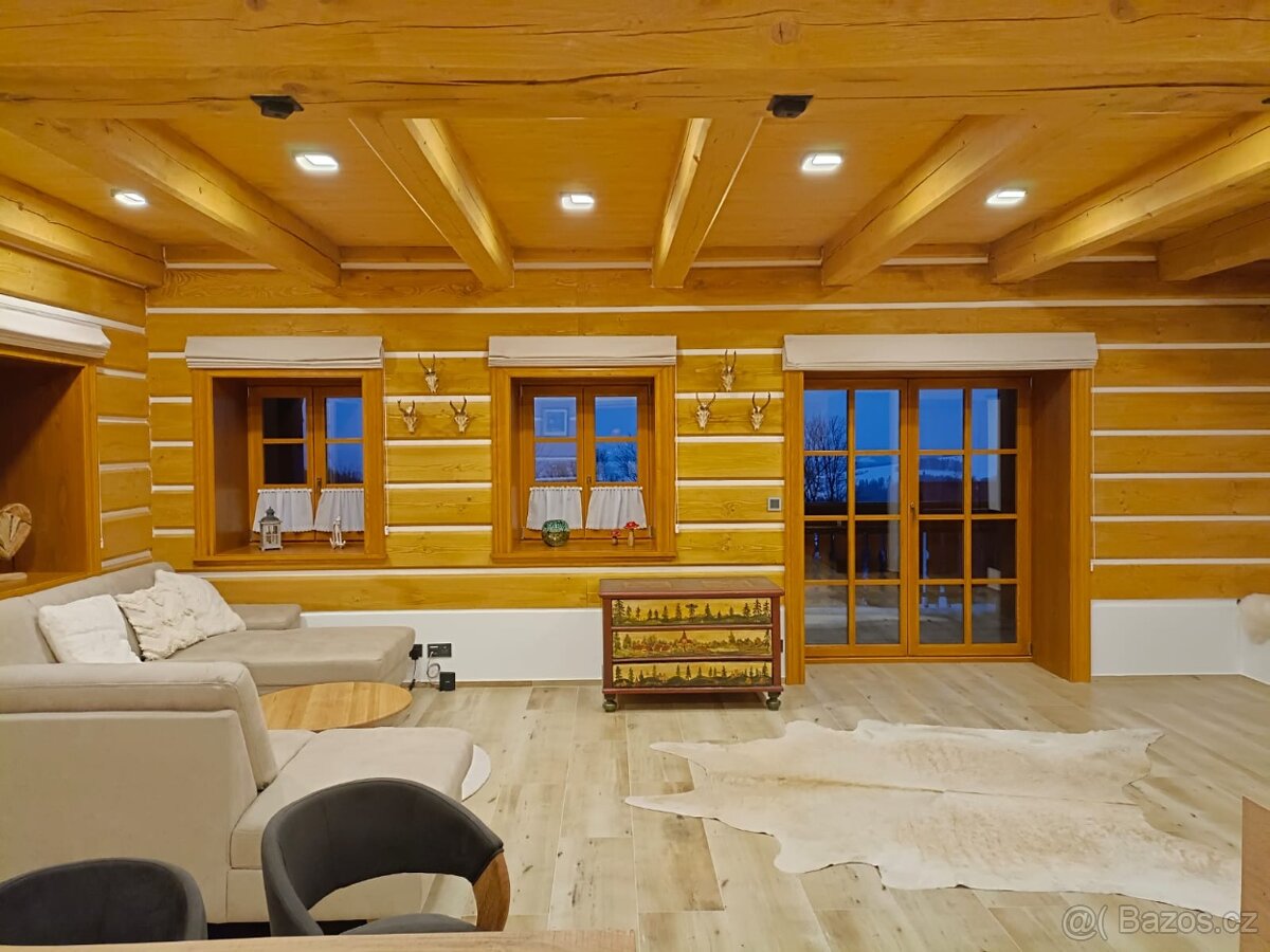 Tradiční roubenky z masivního smrkového dřeva - 4