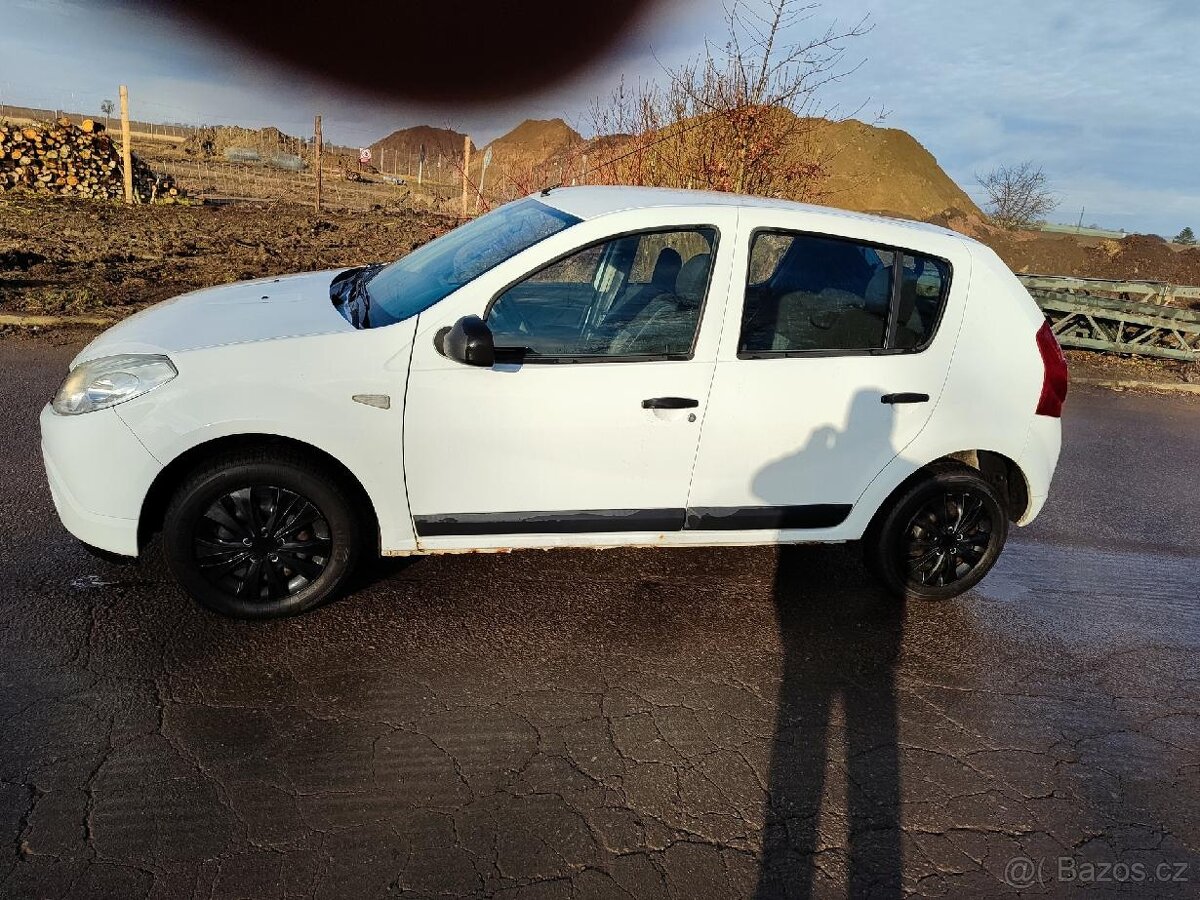 Prodám Dacia Sandero - 4