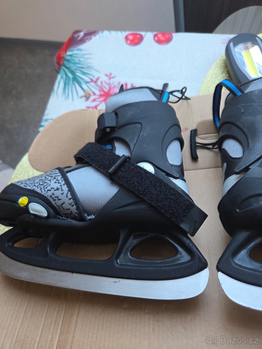Prodám dětské rostoucí lední brusle K2 - 4
