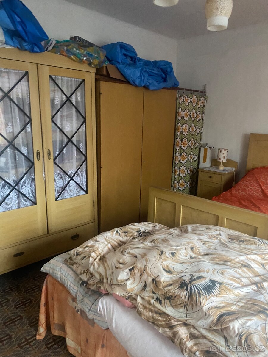 Starožitný nabytek - 4