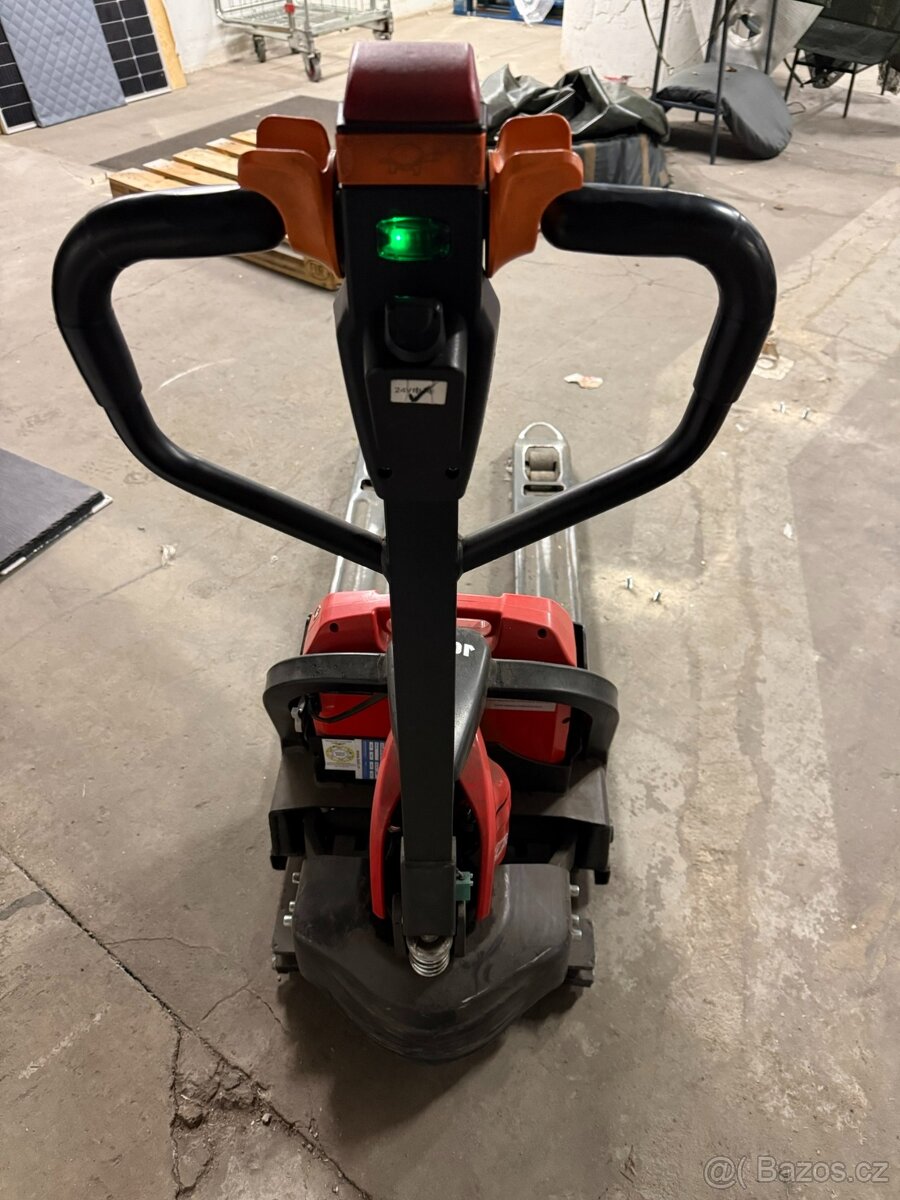 Elektrický paletový vozík (elektrický paleťák) - 4