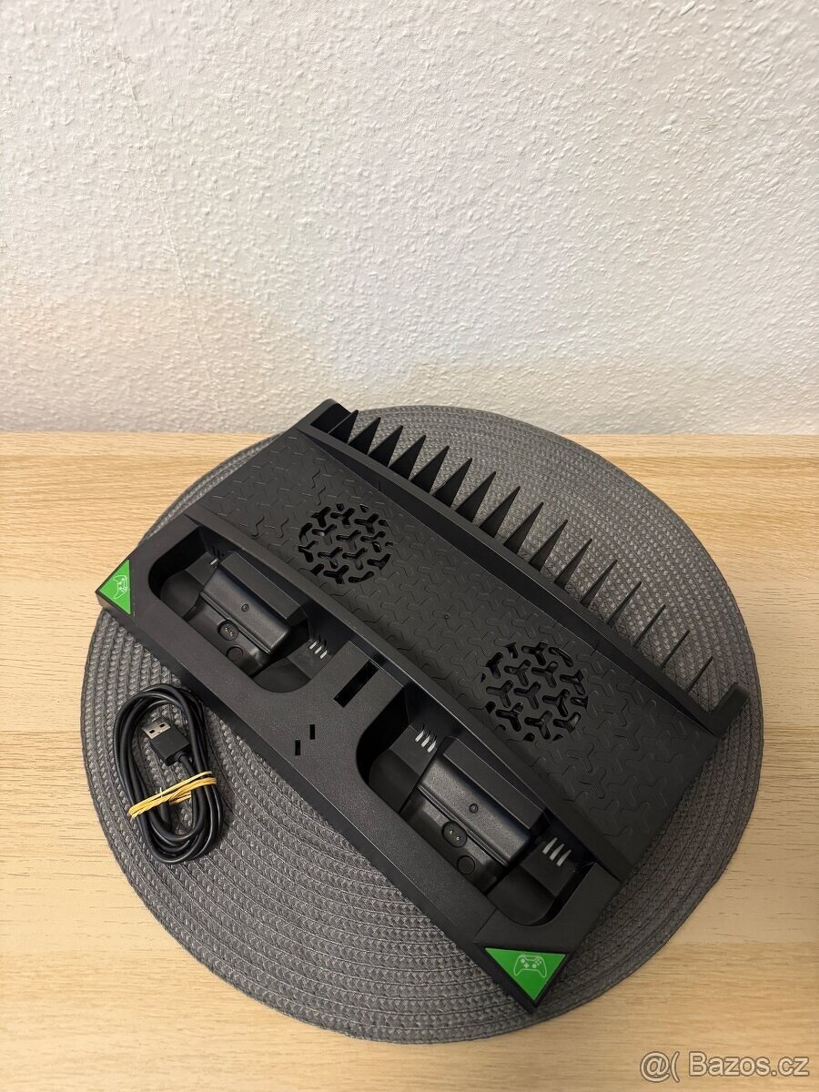 XBOX ONE S 2 TB V TOP STAVU - 4