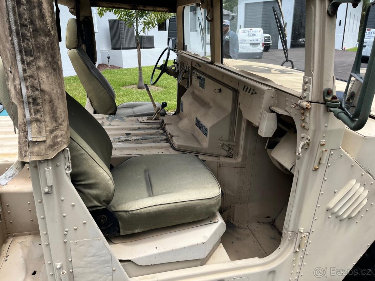 Hummer H1 Humvee - 4