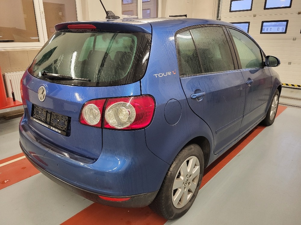 VW Golf Plus 1.9 TDI+2007+vyhřívané sedačky+tažné+ - 4