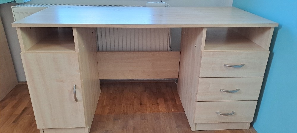 Psací stůl 140x60 cm + 2x úložný prostor - 4
