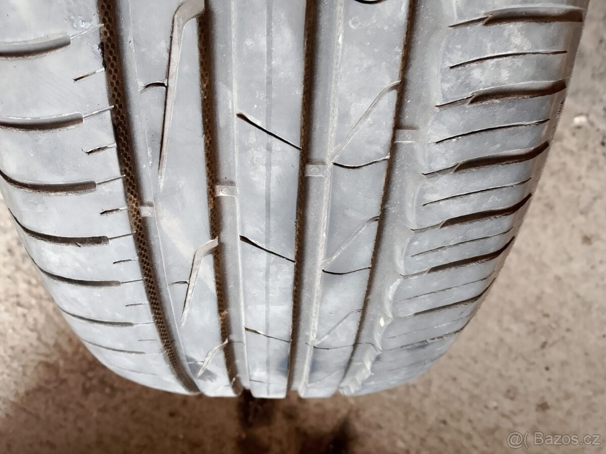 205/55/16 245/45/18 225/40/19 285/30/21 275/35/22 kusovka - 4