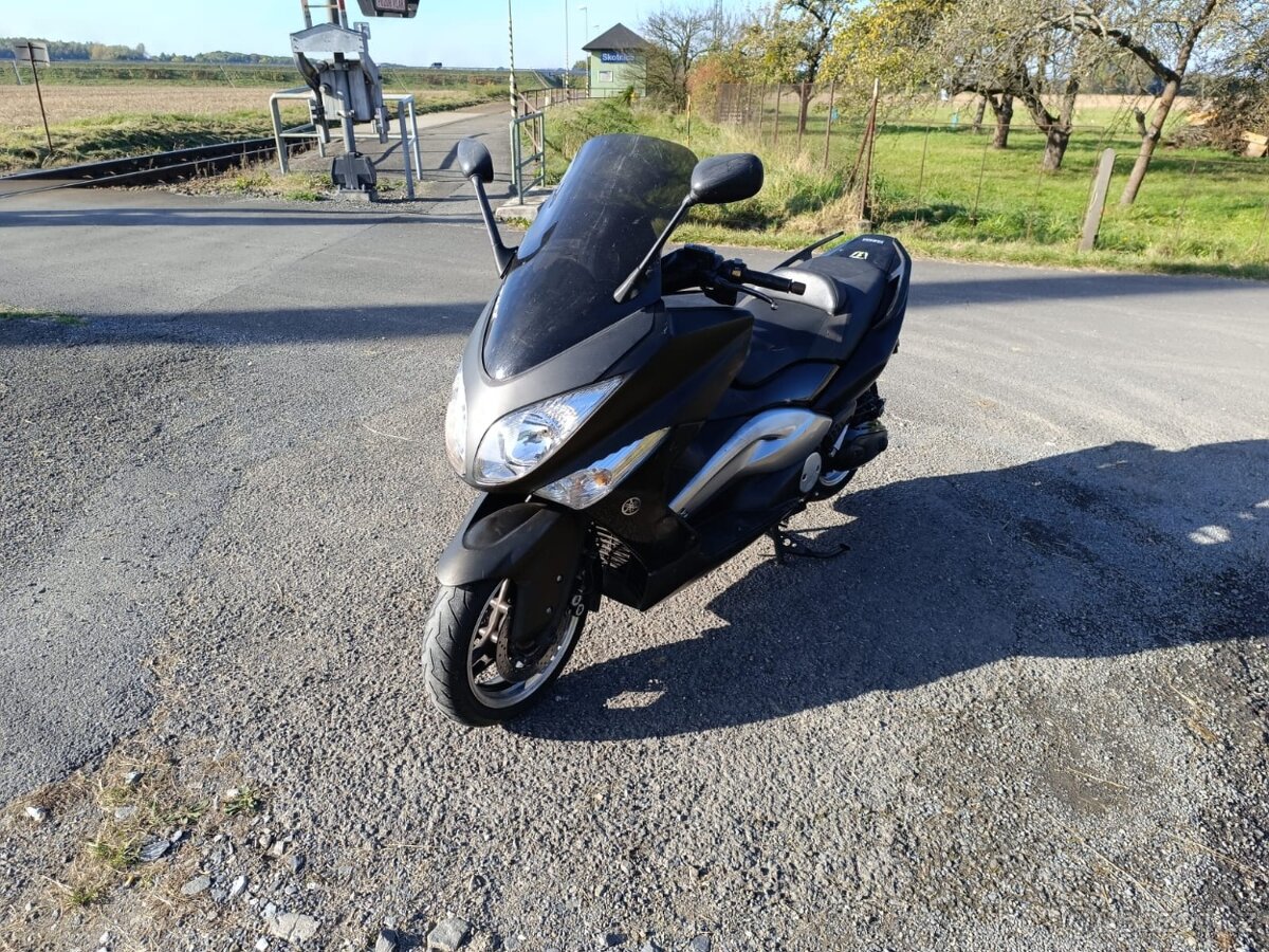 Yamaha t-max 500 2011 - 4