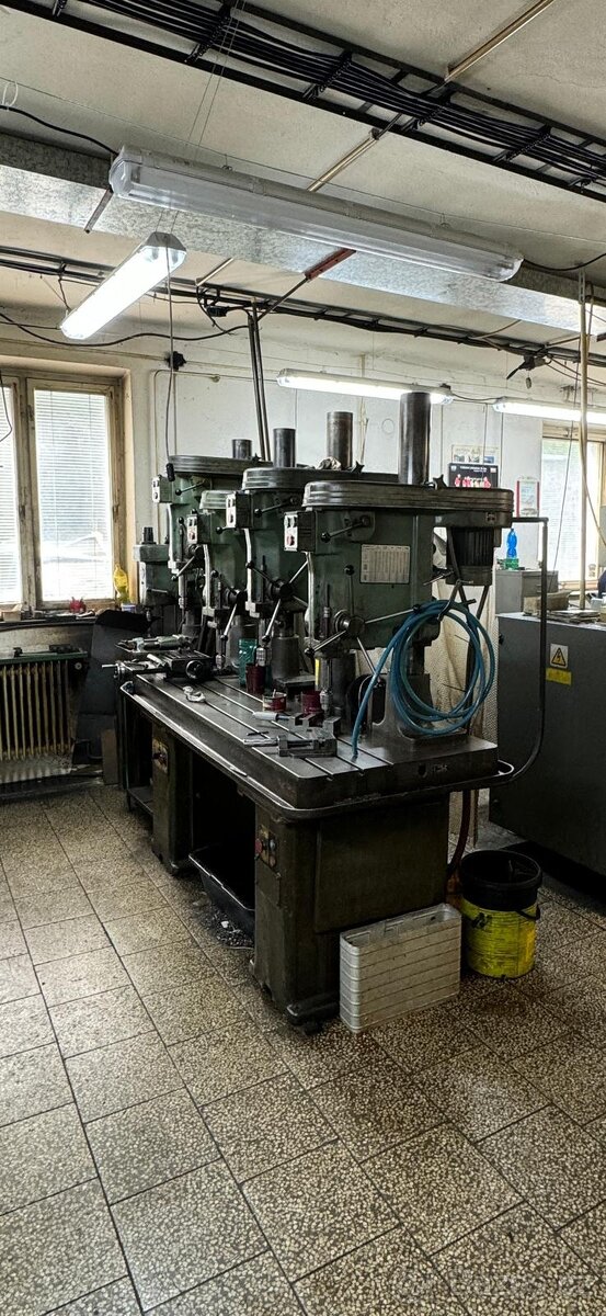 Prodej vybavení nástrojárny-Soustruh, fréza, CNC... - 4
