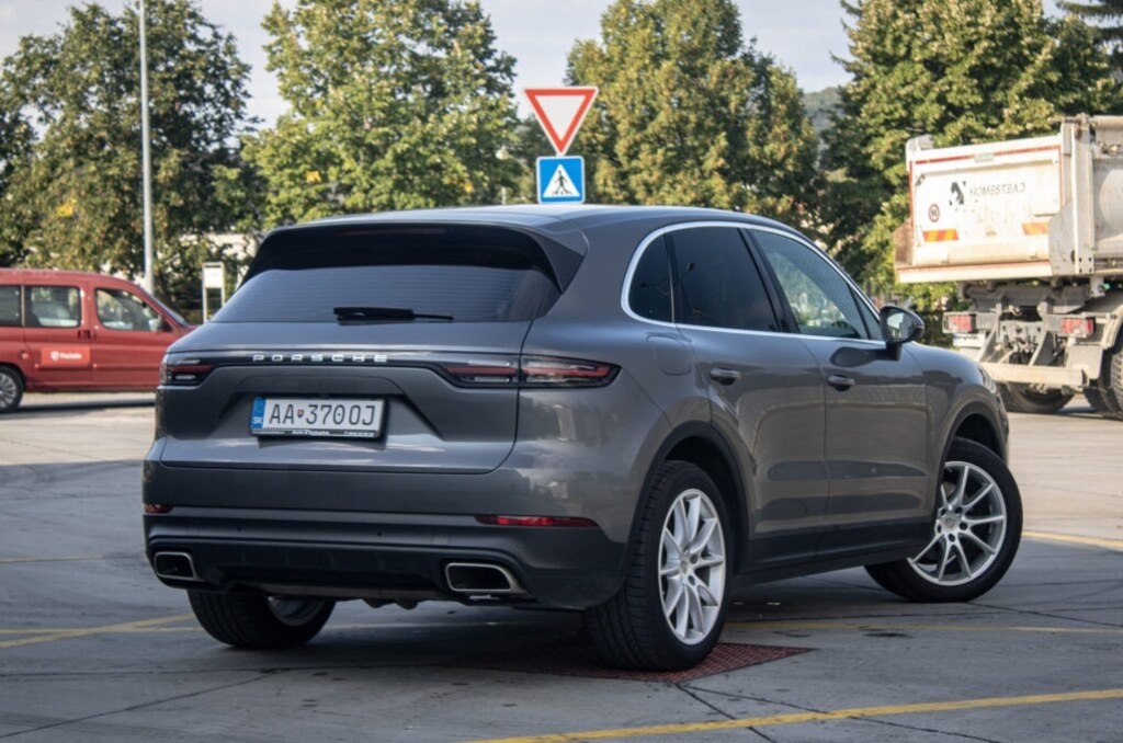 Porsche Cayenne 4x4 AT/8 - 4