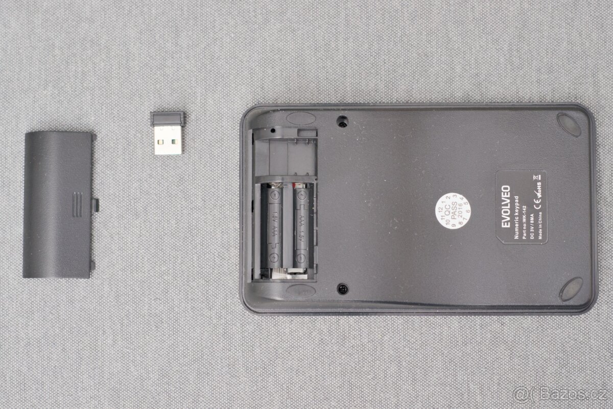 Bezdrátová numerická klávesnice EVOLVEO - 4