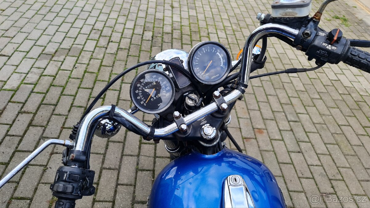 Yamaha xs 400 - 4
