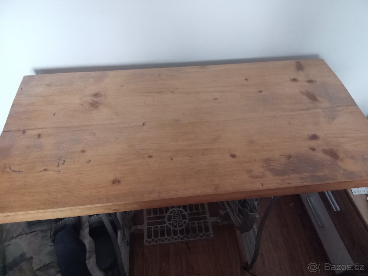 Stůl že šicího stroje - 4