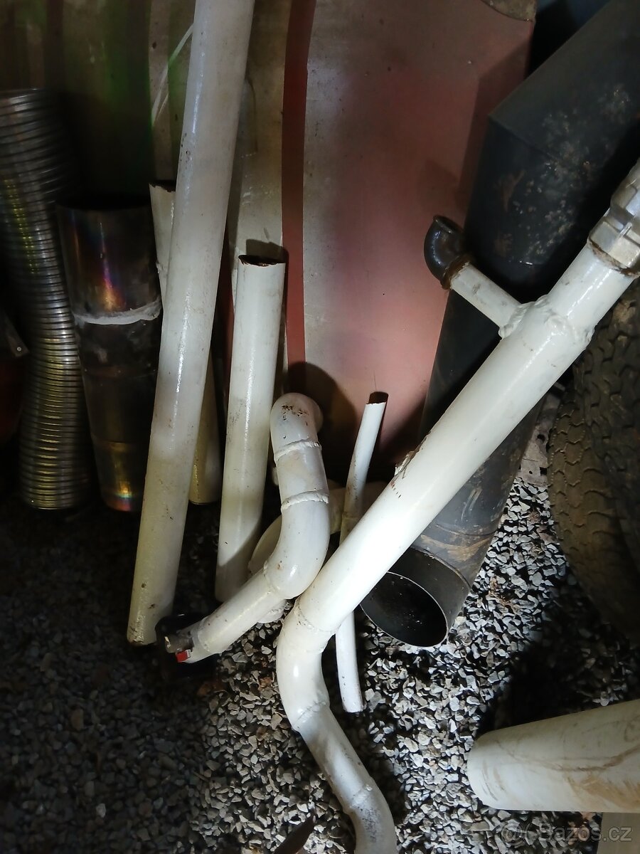 Prodám nerezovou expanzní nádrž na samotížné topení - 4