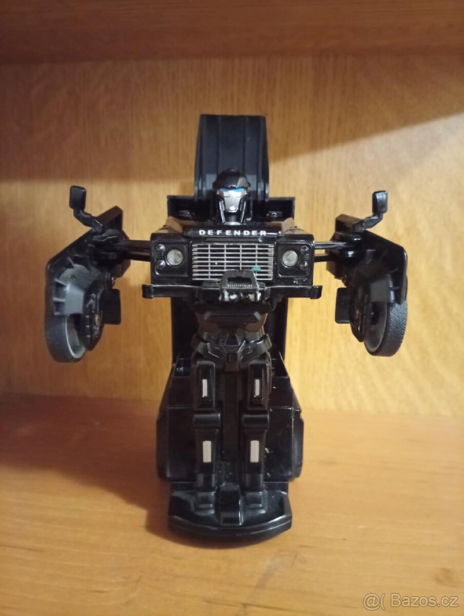 Rastar-Transformovatelný Land Rover Defender- Auto a robot - 4