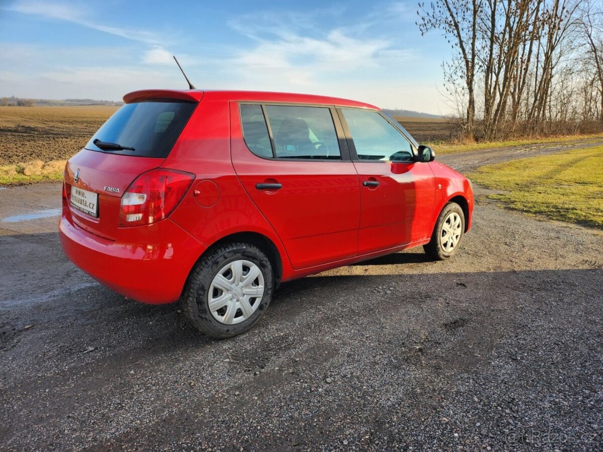 Škoda Fabia 1.4 16 V 10/2013 - 4