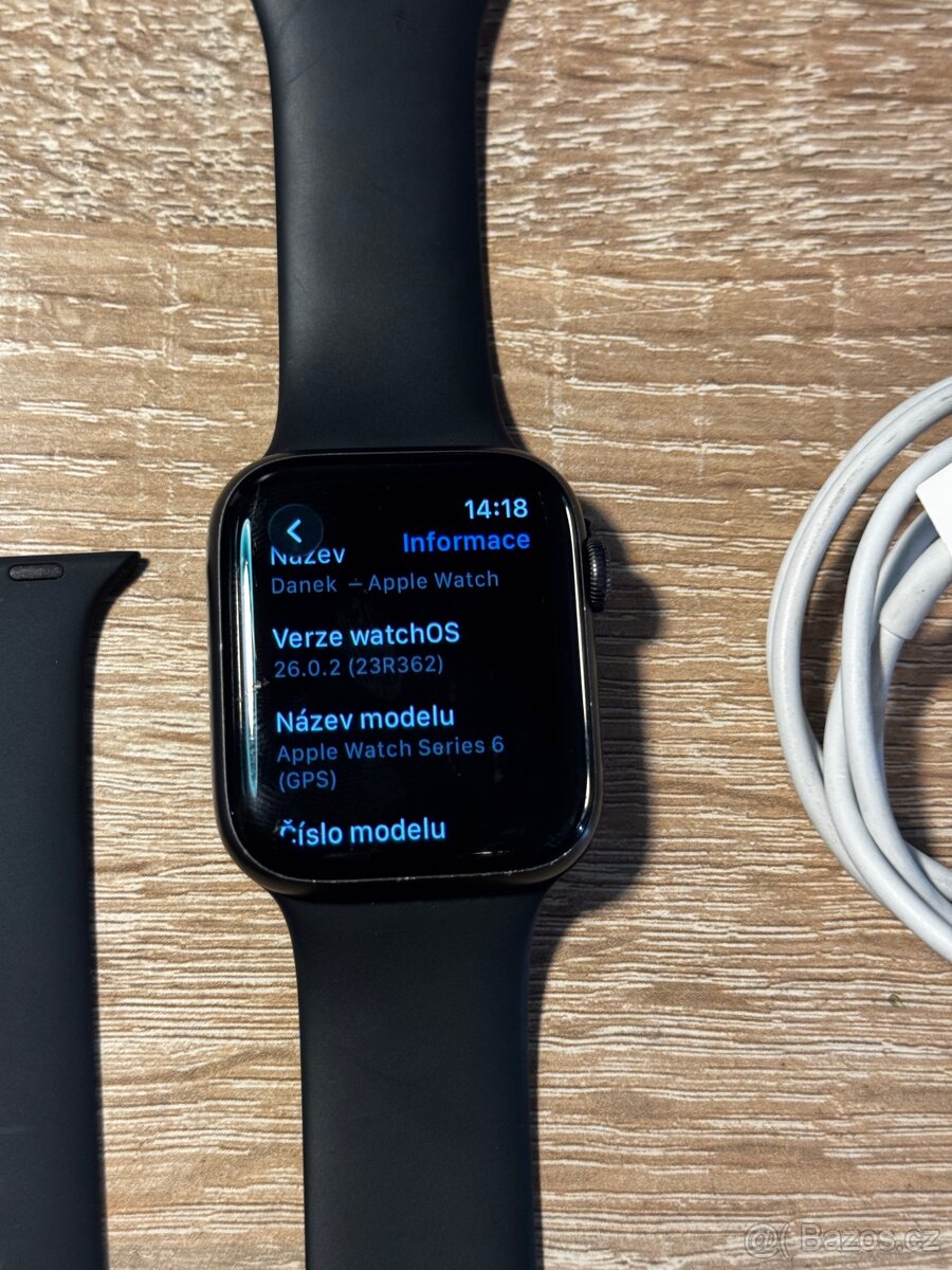 Apple Watch Series 6 44mm - 4