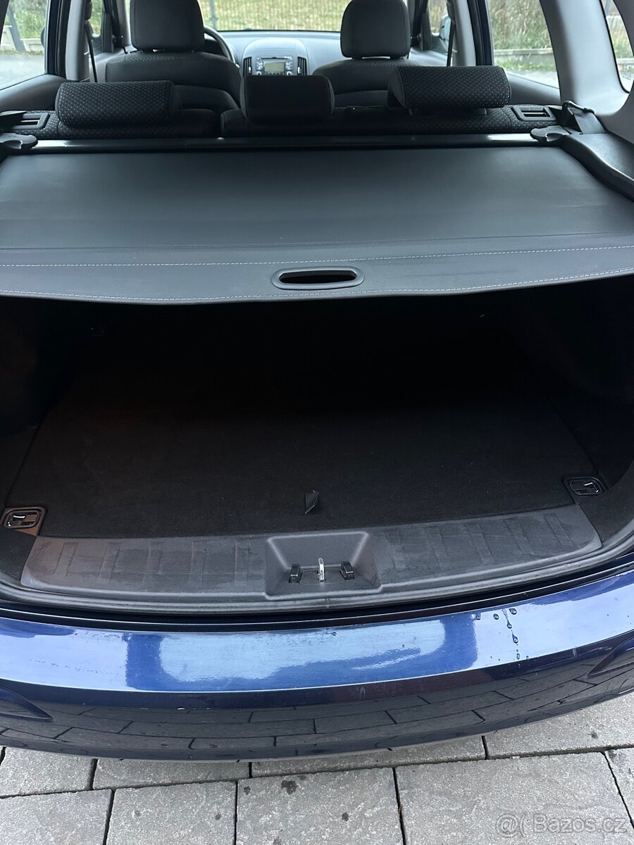 Hyundai i30 cw combi - 4