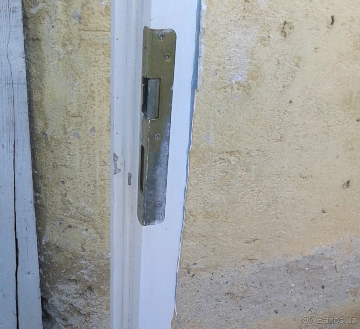 Dřevěné masivní vchodové vstupní dveře - 4