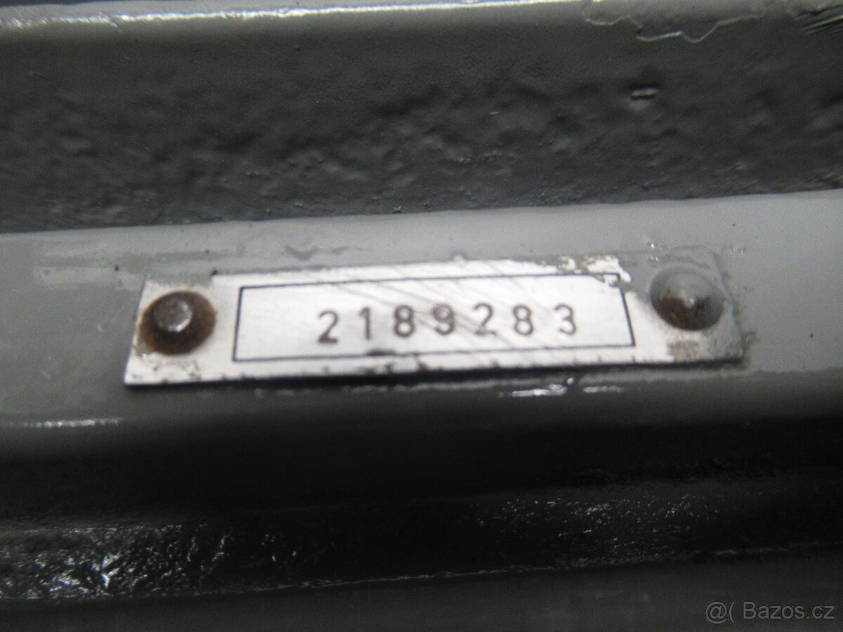 NEPOUŽITÝ patkový elektromotor 380V.4kw-1440ot-CIRKULÁRKA - 4