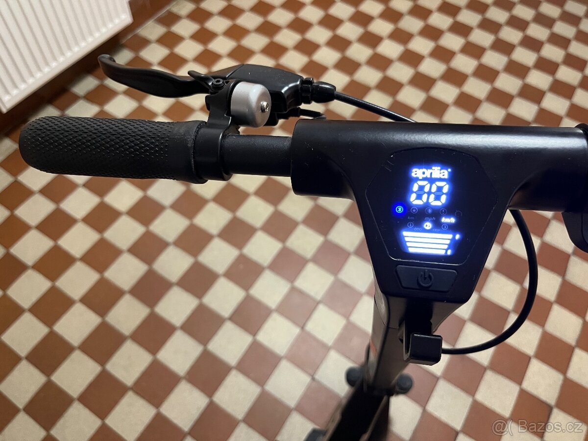 Aprilia eSR2 EVO - 4