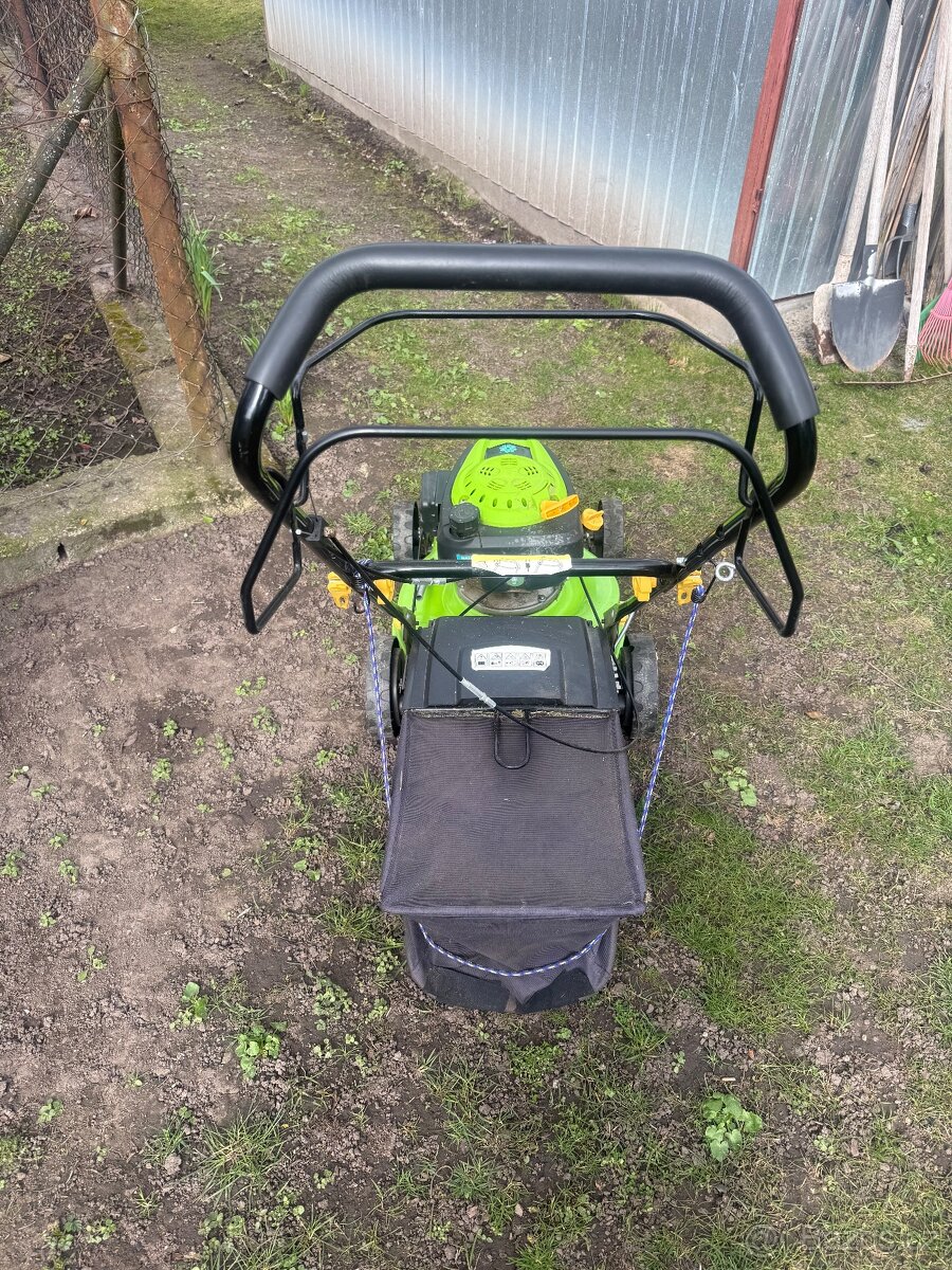 Sekačka Fieldman FZR 4608-B - 4