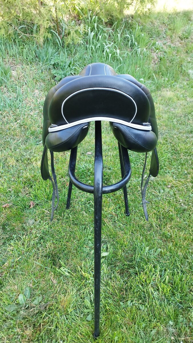 DEVOUCOUX MAKILA LAB - 4