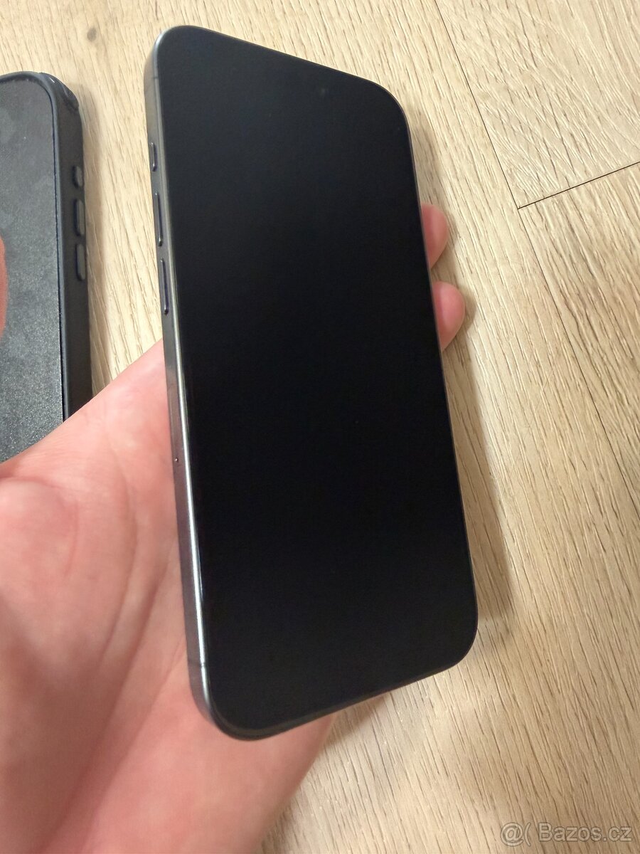 iPhone 15 Pro 128GB - 4