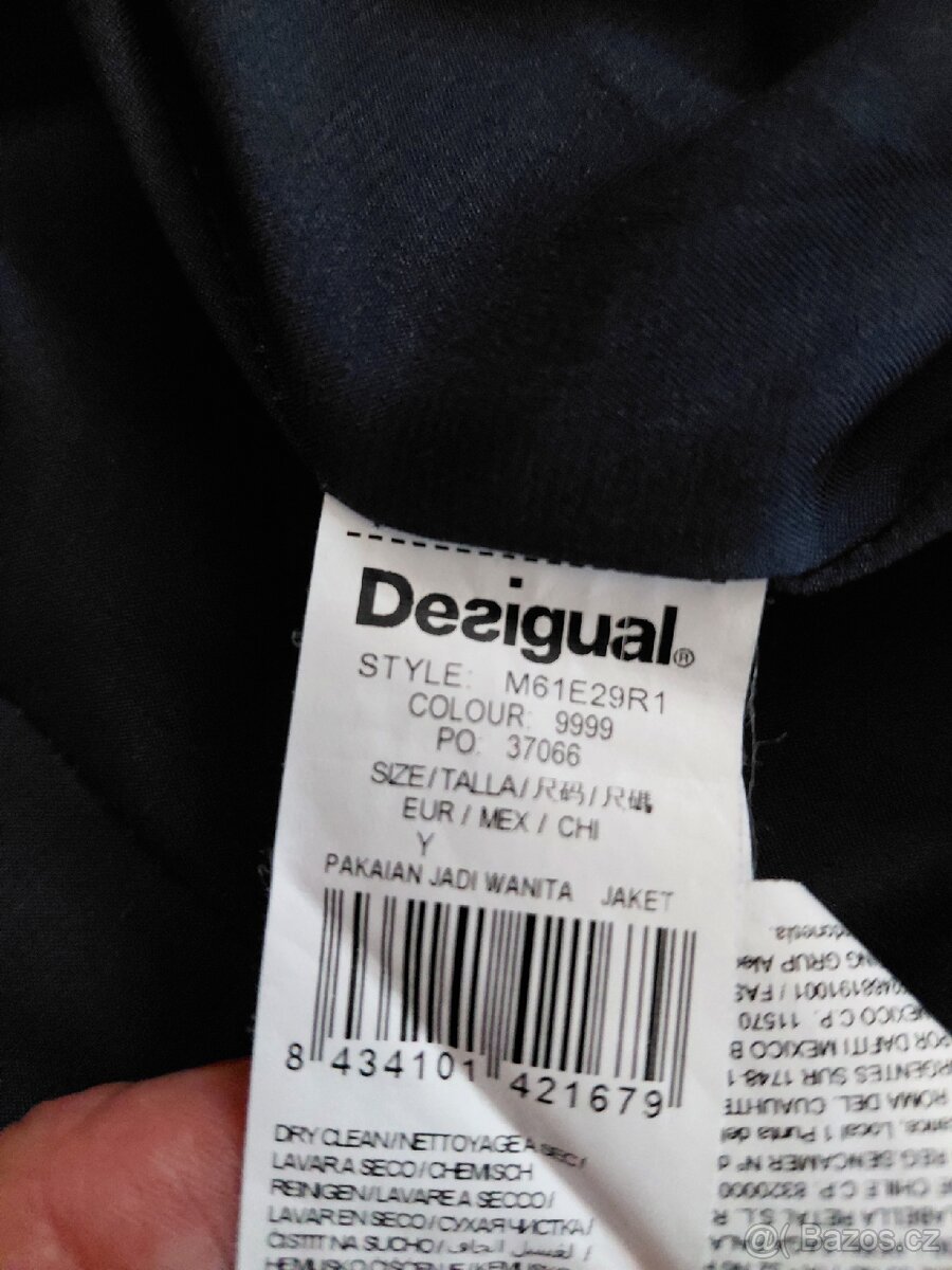 Desigual jarní kabát vel.38 - 4