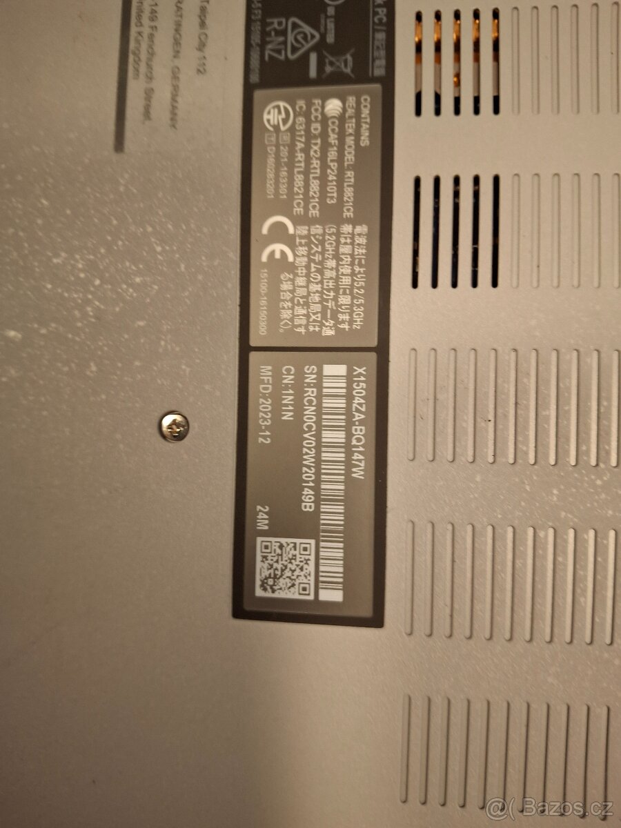 Prodám notebook x1504ZA-BQ147W - 4