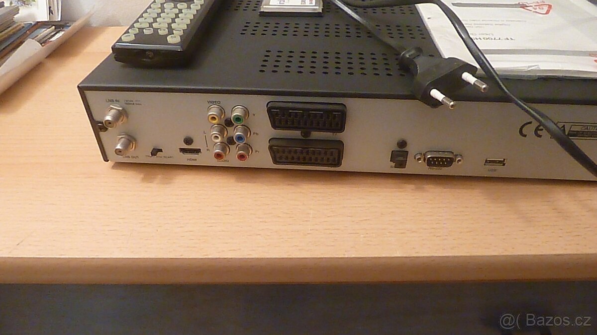Satelitní přijímač Topfield TF 7700 HSCI - 4