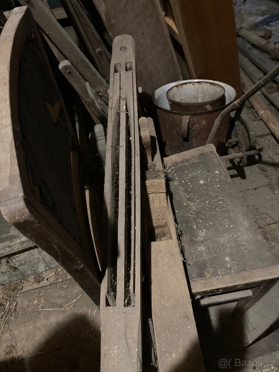 STARÉ VĚCI A RUSTIKÁLIE - 4