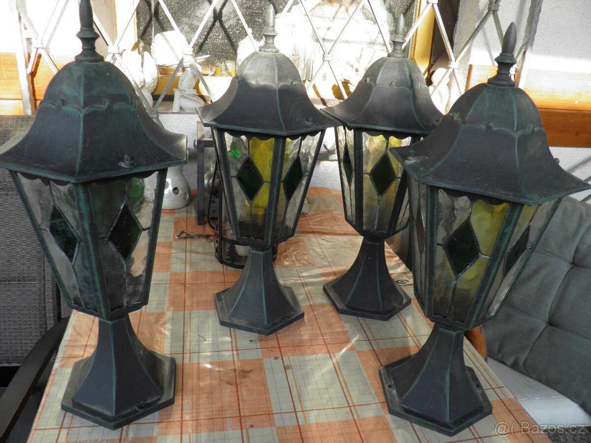 KOVOVĚ VENKOVNÍ LAMPY - MASSIVE - 4