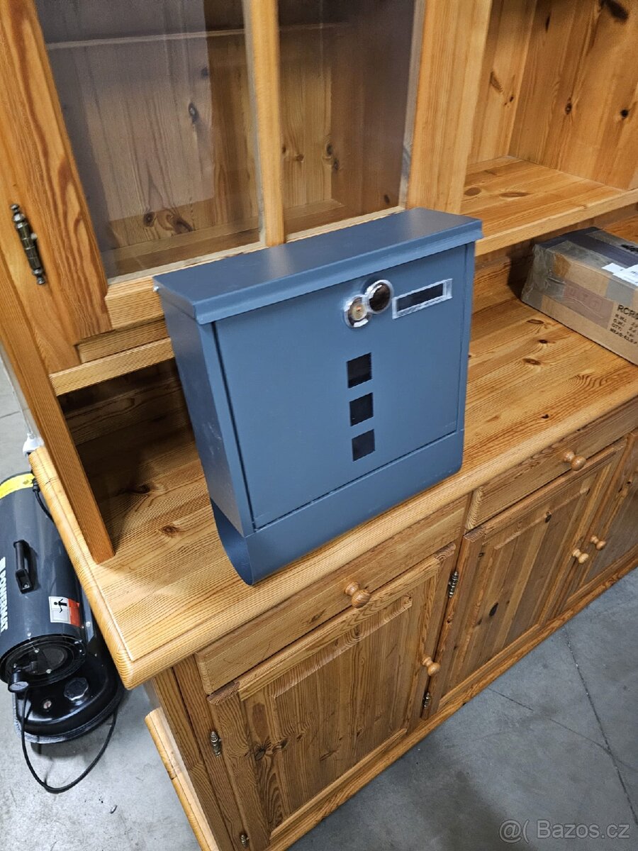 Poštovní schránka v antracitu - 4