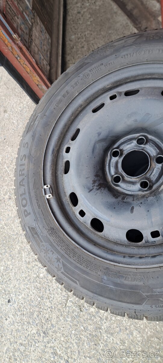 185/60R15 + plechové disky - 4