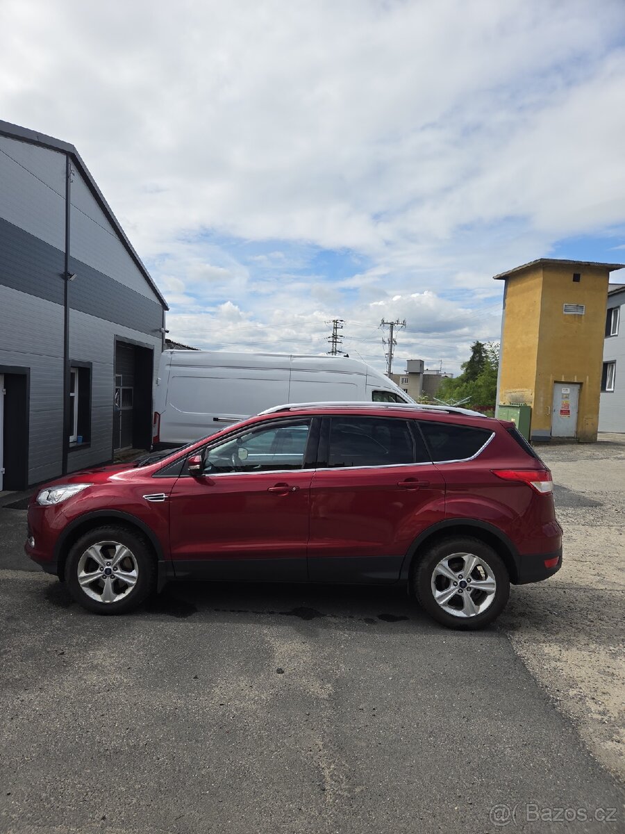 Ford Kuga 4x4 - 4
