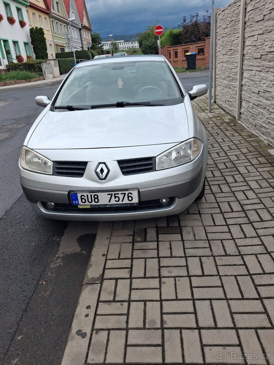 RENAULT MEGANE CABRIO - 4