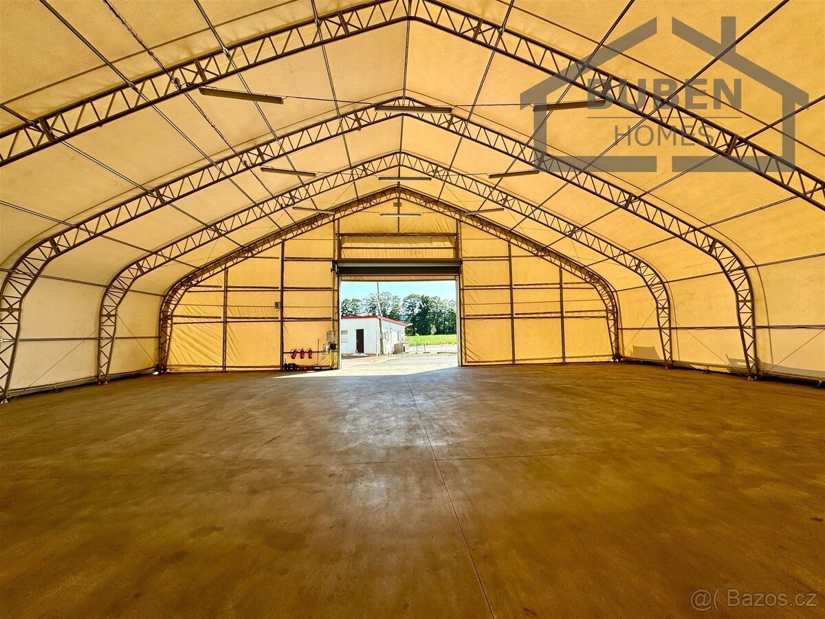 Plachtová, skladovací hala (894 m2) v obci Velký Rapotín u T - 4