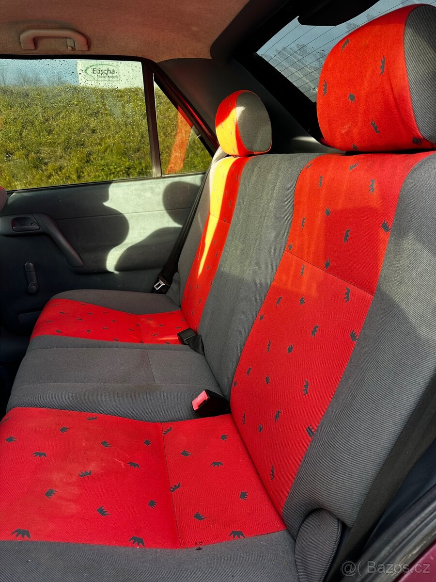 Škoda Felicia 1.3 BMM 50KW + sedačky Color line červené - 4