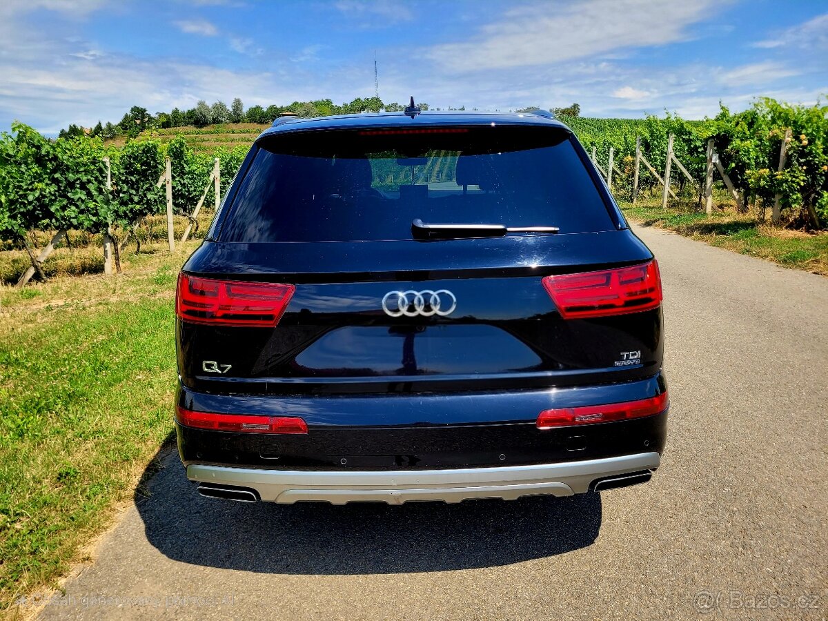 Audi Q7 3.0TDI 200kw S-LINE ČR DPH - 4