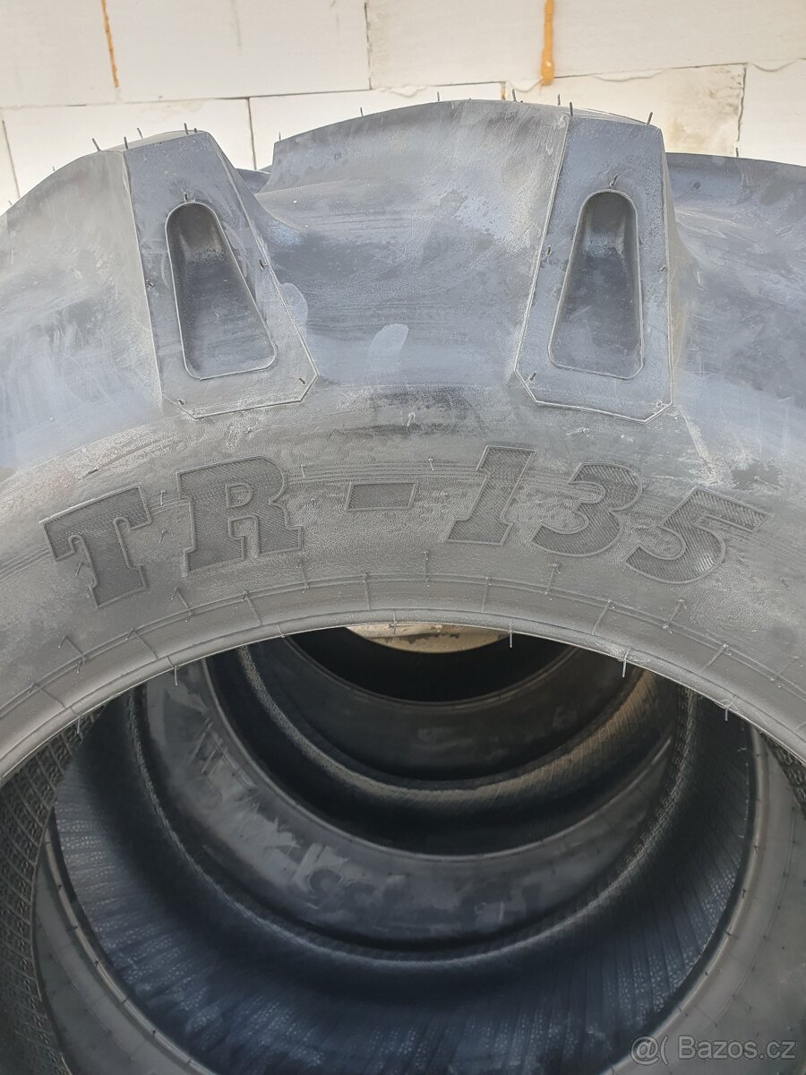 Pneu BKT 14,9 - 28 - 4