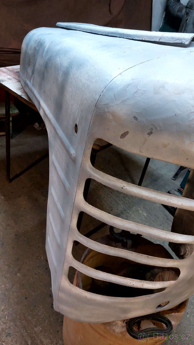 Kapota Zetor 4011 - 4