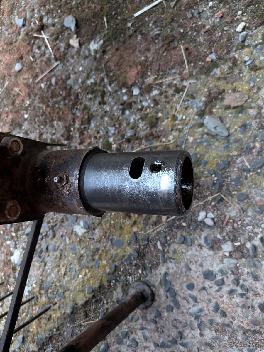 Obraceč sena VARI OP-1 – příslušenství k systému VARI - 4