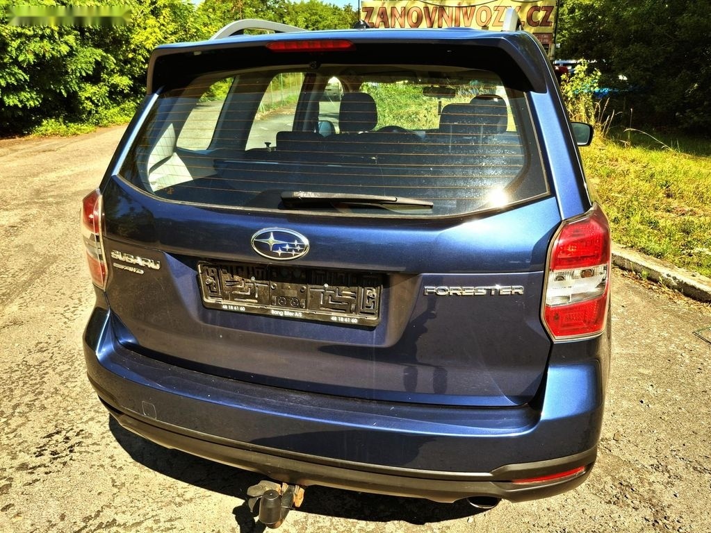 Subaru Forester,2.0 4x4 FACELIT top stav - 4