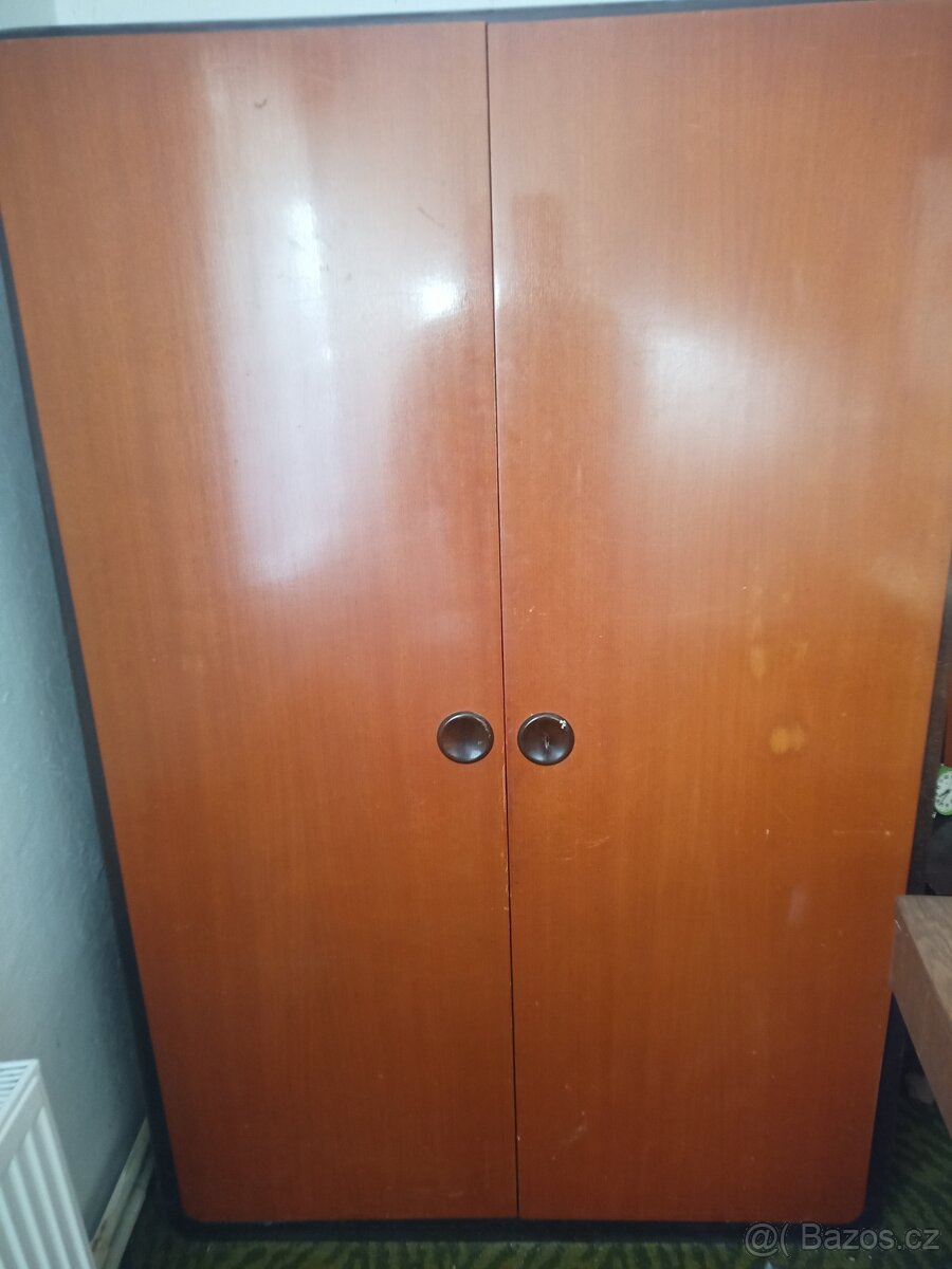 Starožitný nábytek - 4