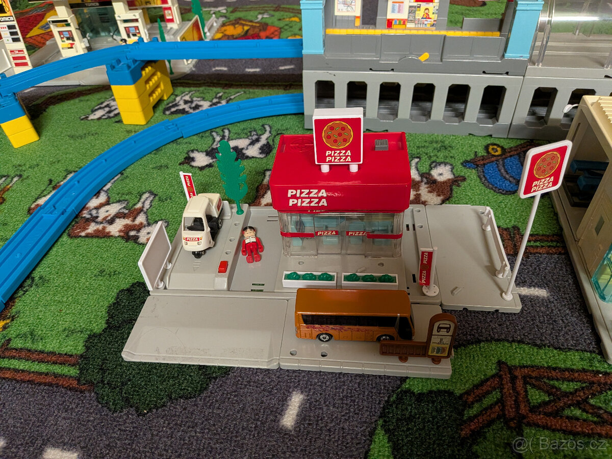 Městská sada TOMICA - 4