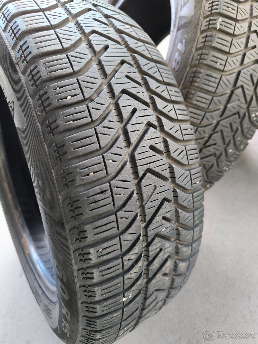 185/60R15 - 4