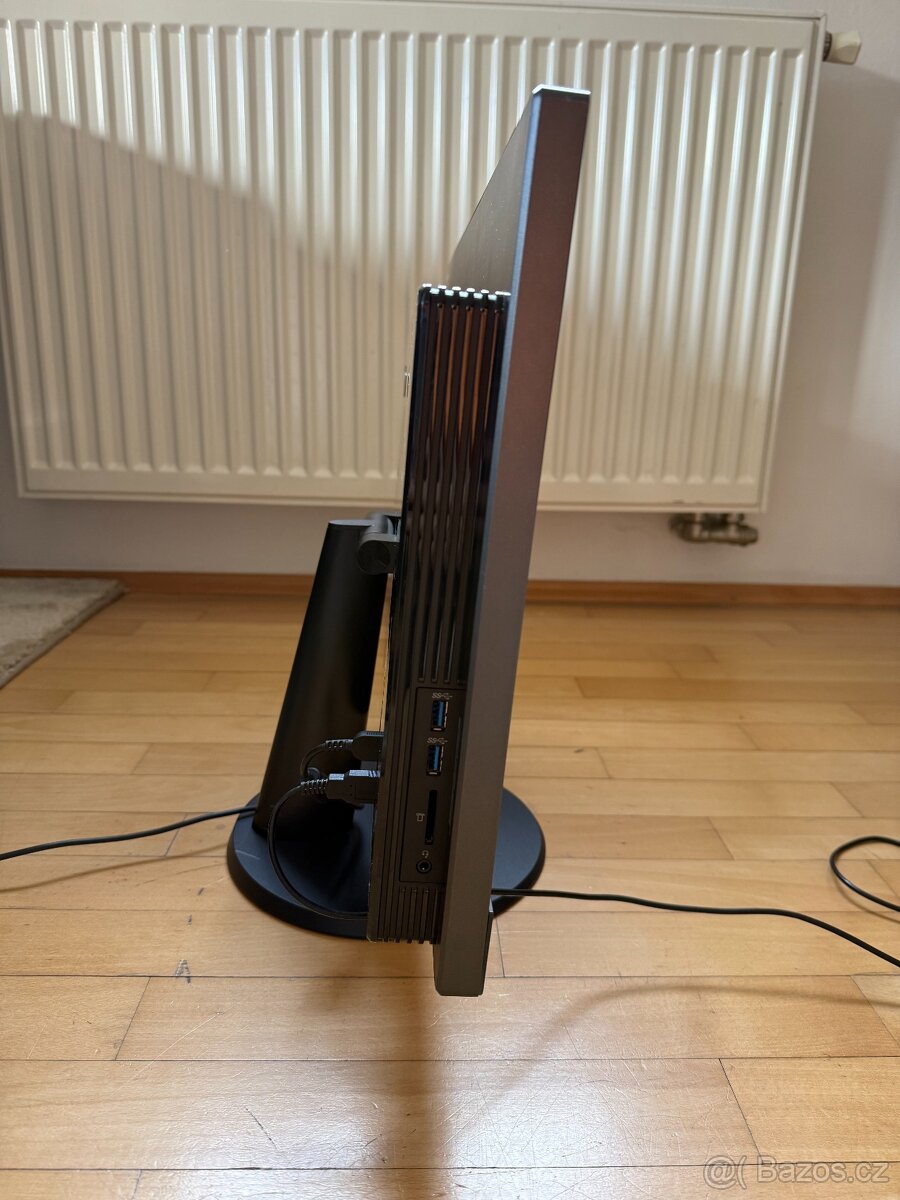 P: 3x Lenovo V510z All in One 23" - 4