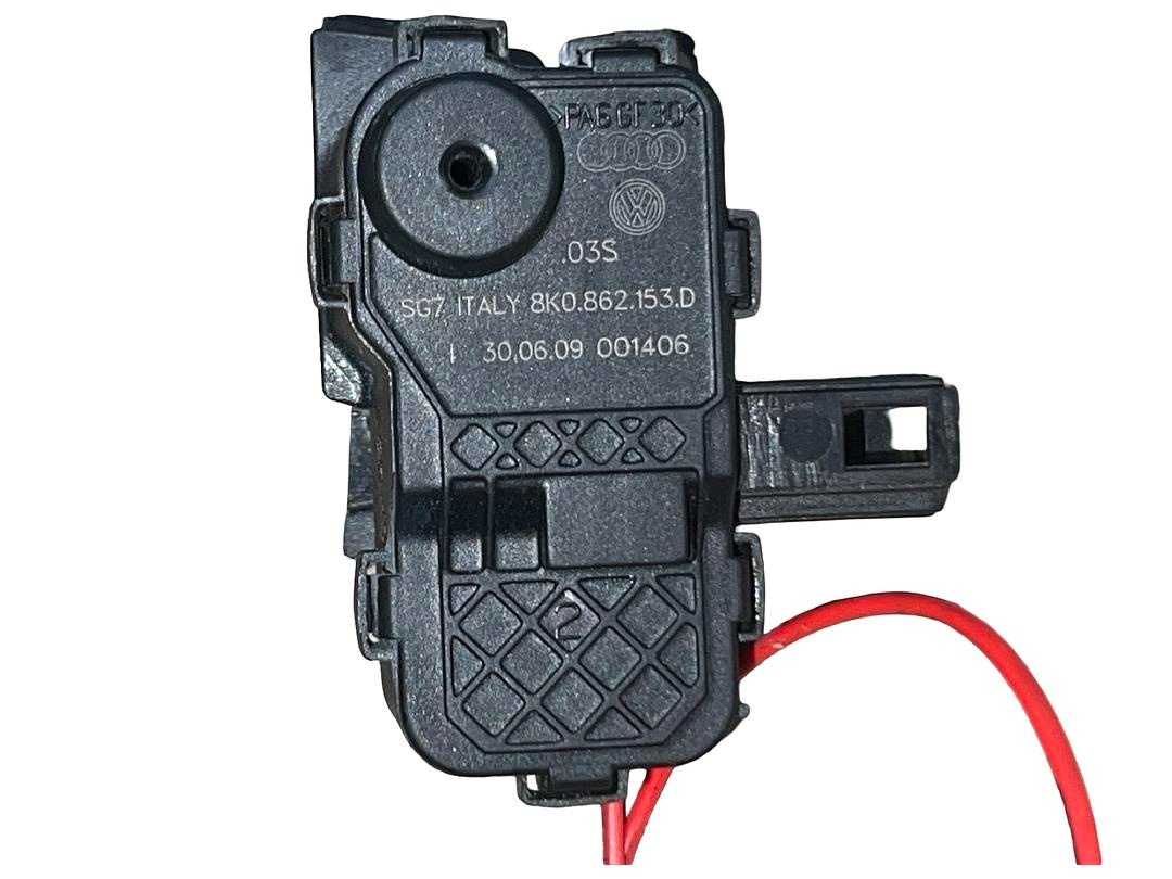 Víko nádrže šedá metalíza LZ7L Audi Q5 8R r.v. 2010 - 4