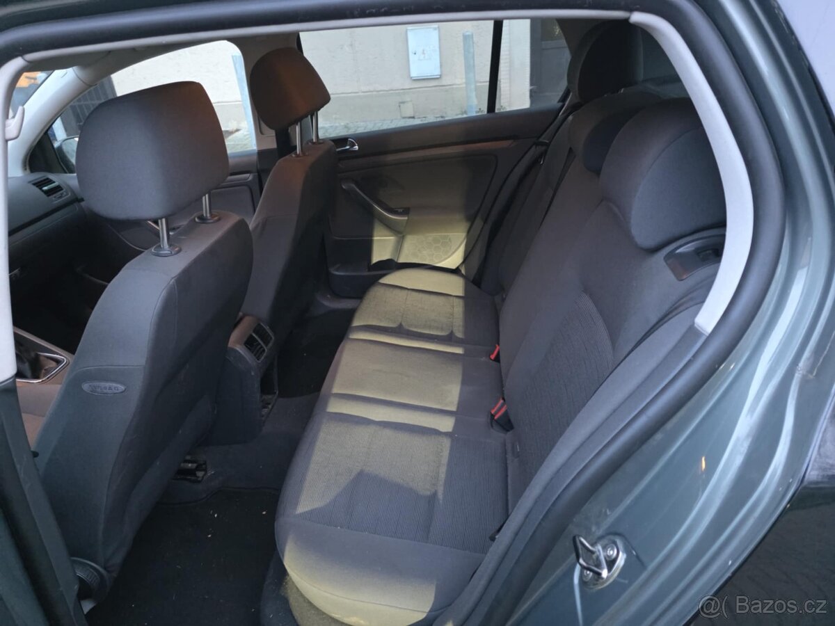 Volkswagen Golf 1.9 TDI-77Kw - 4