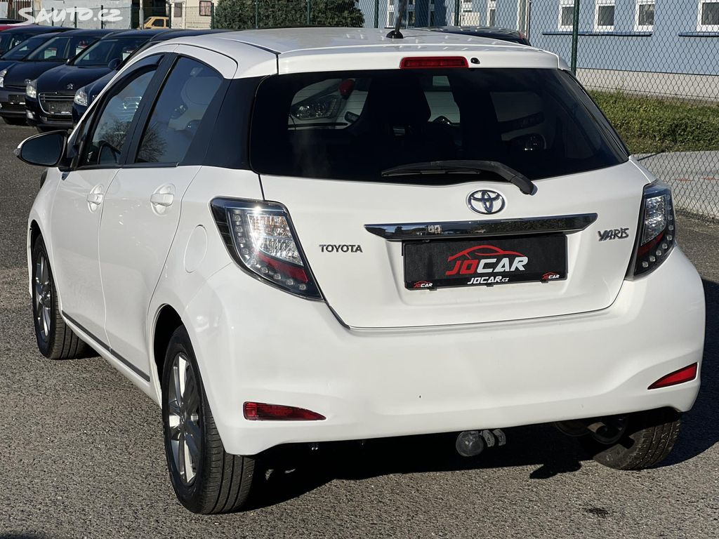 🚗 Toyota Yaris 1.0VVTi KAMERA TAŽNÉ PŮVOD ČR - 4
